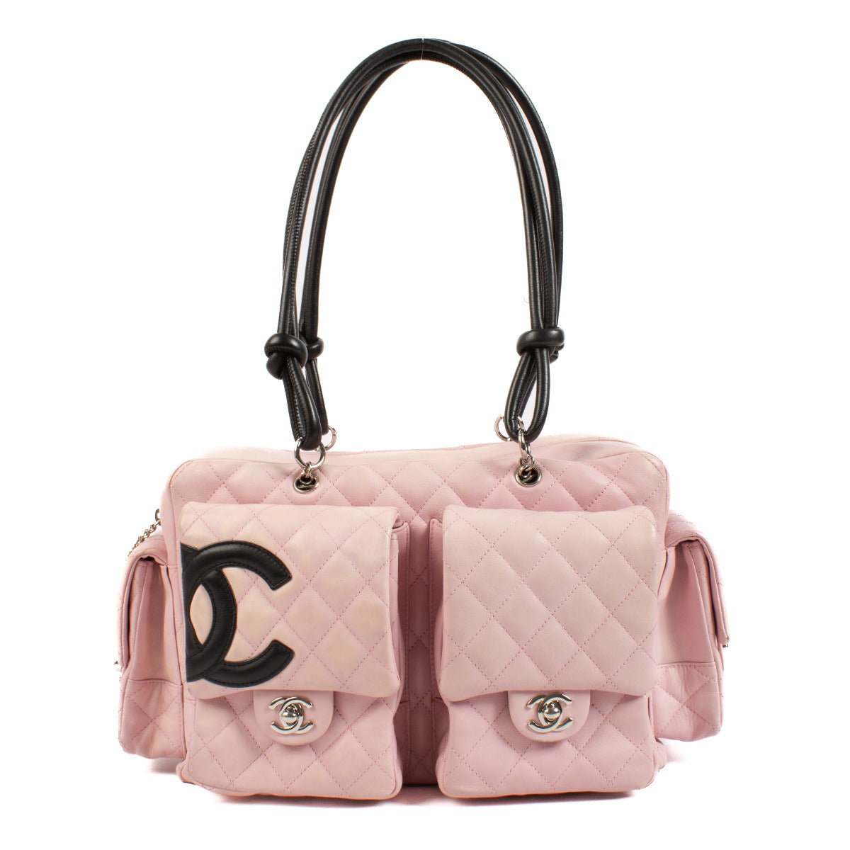 Chanel Pink Cambon Reporter Shoulder Bag aan de beste prijs bij Labellov tweedehands luxe in Antwerpen en Knokke. Wij kopen en verkopen steeds aan de beste prijs.