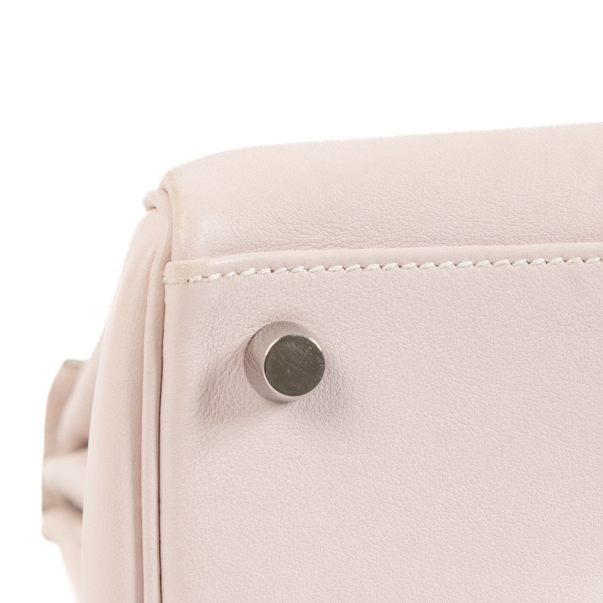 Authentic second hand Hermès Kelly 32 Rose Dragée Swift PHW on www.labellov.com