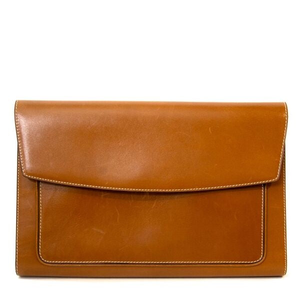 Buy secondhand Delvaux bags at Labellov.