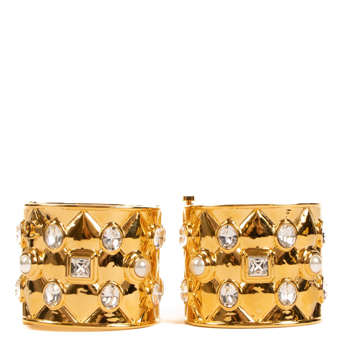Chanel 22V Or Matelassé Cristal Perle Manchette Bracelet Set