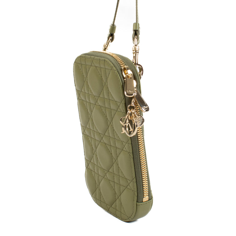 Christian Dior Green Call'in Dior Phone Pouch aan de beste prijs bij Labellov.