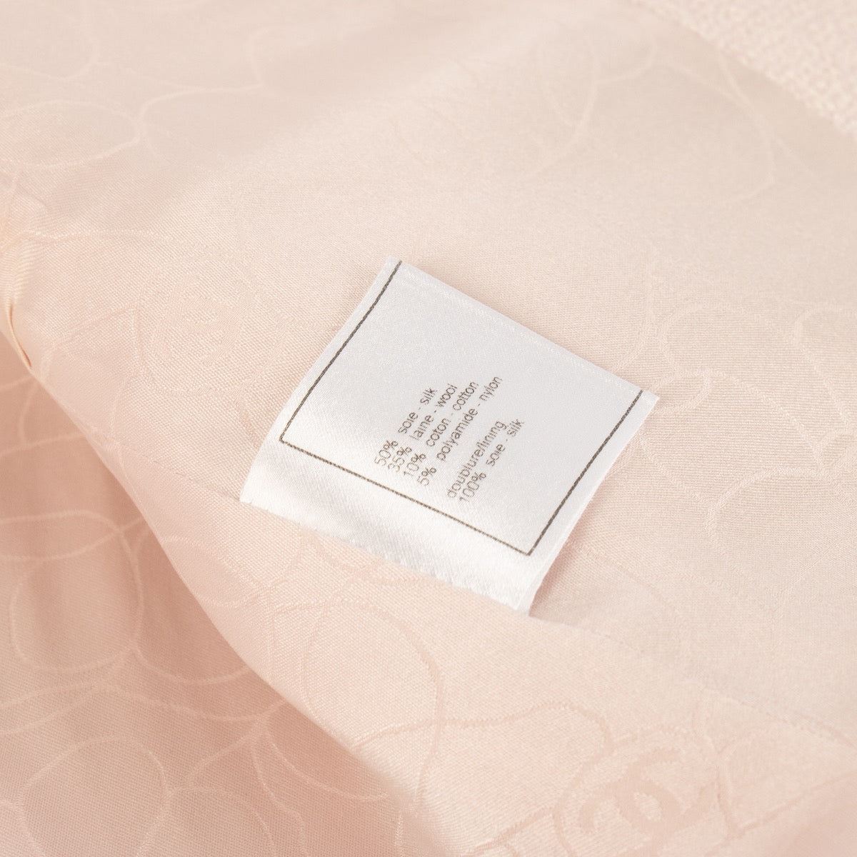 authentic preloved Chanel Pink Tweed Jacket - Size FR40 on Labellov.com