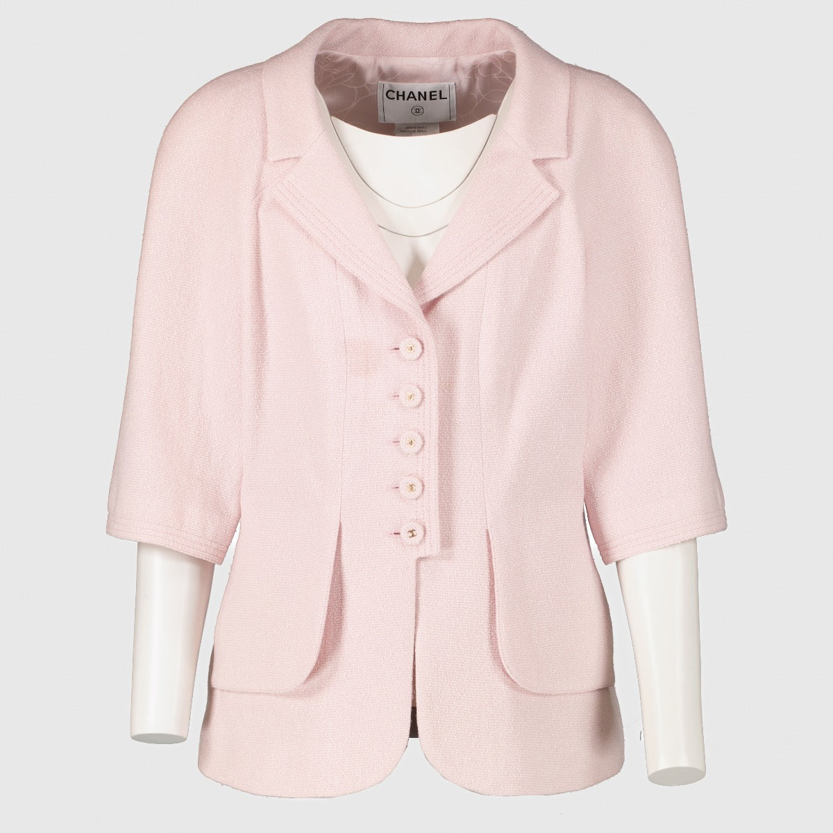 authentic preloved Chanel Pink Tweed Jacket - Size FR40 on Labellov.com