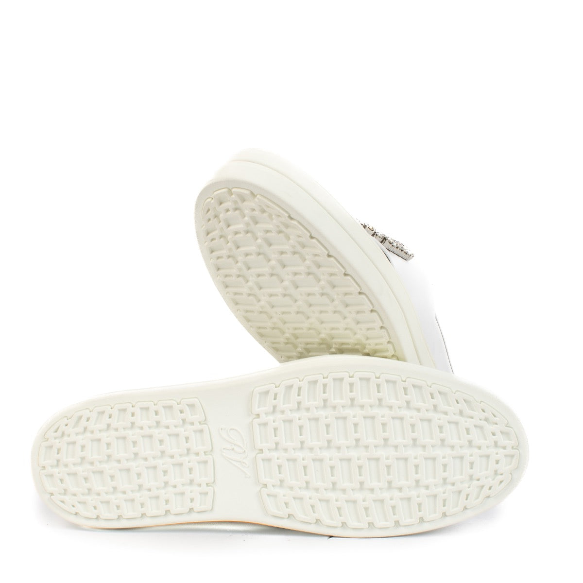 shop 100% authentic second hand Roger Vivier White Sneakers - Size 39 1/2 on Labellov.com