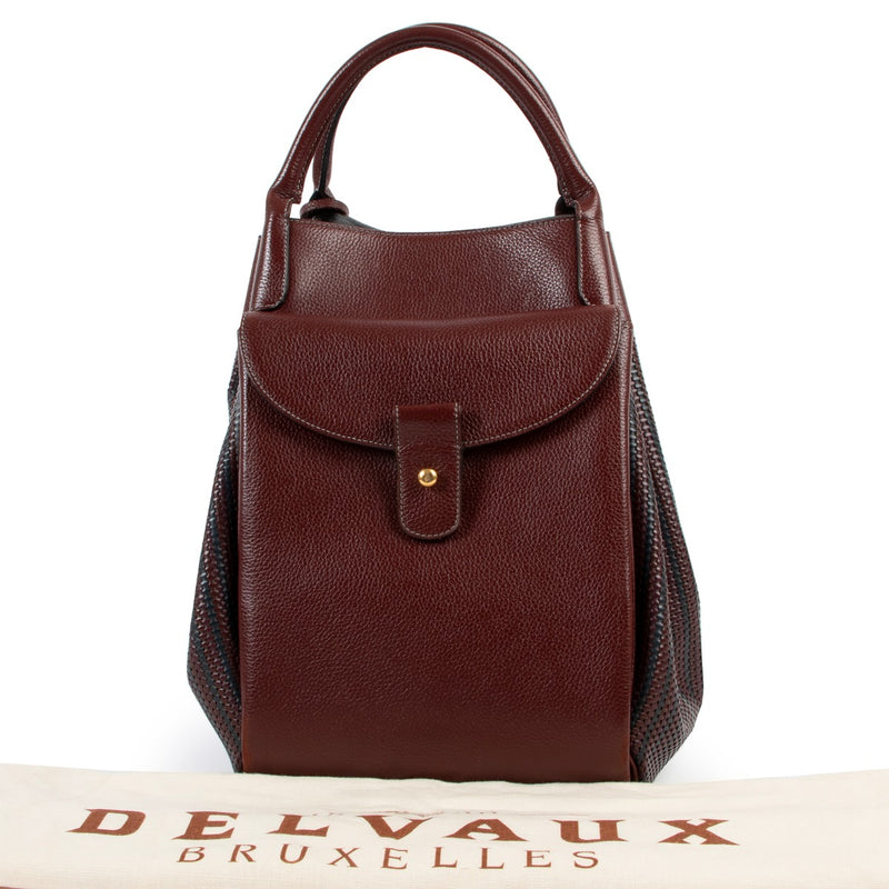 Shop safe online Delvaux Toile De Cuir Corail Gm Bag in very good condition, Shop online 100% authentic Delvaux Corail bag in very good condition.