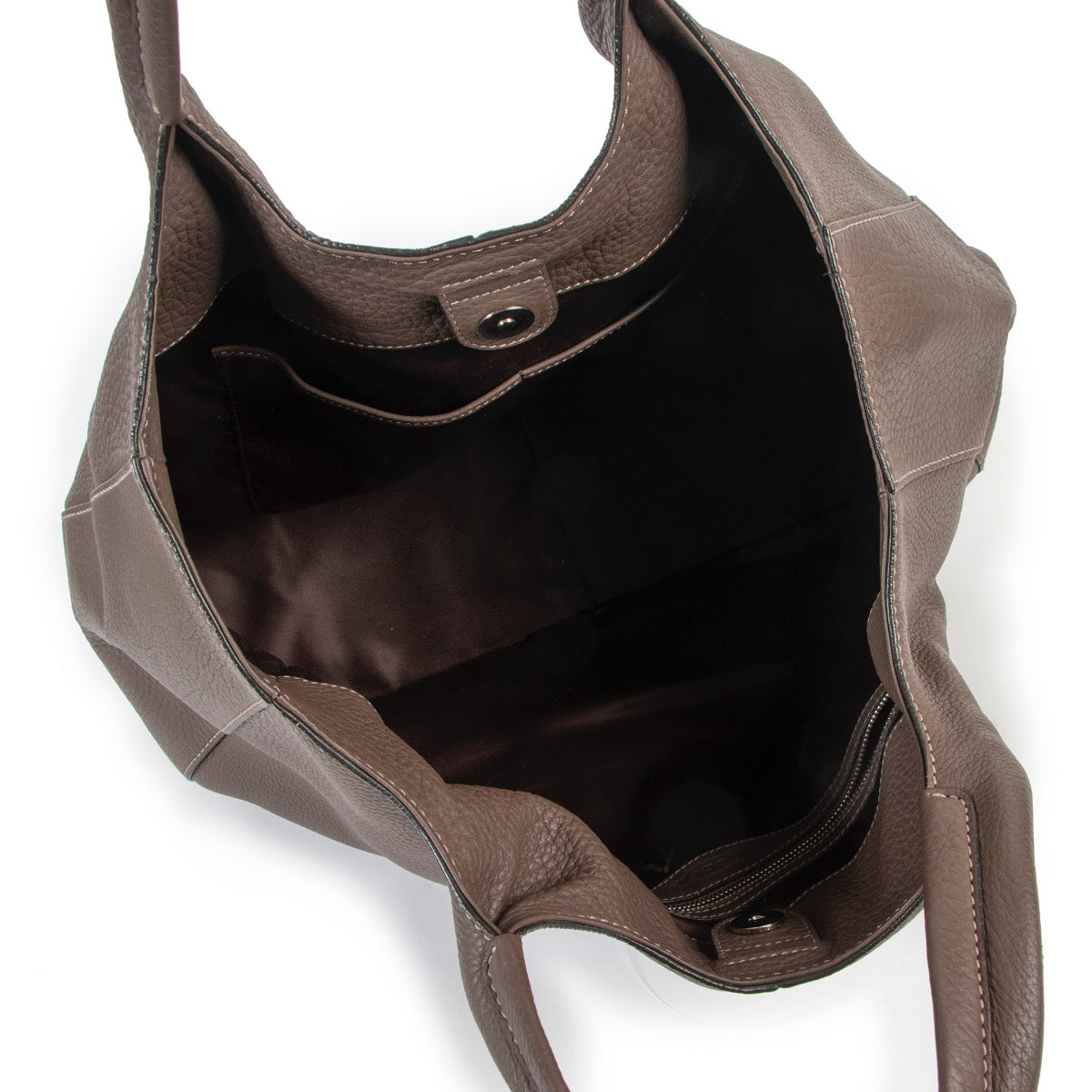 Shop safe online at Labellov in Antwerp this 100% authentic second hand Tods Taupe Leather Shoulder Bag