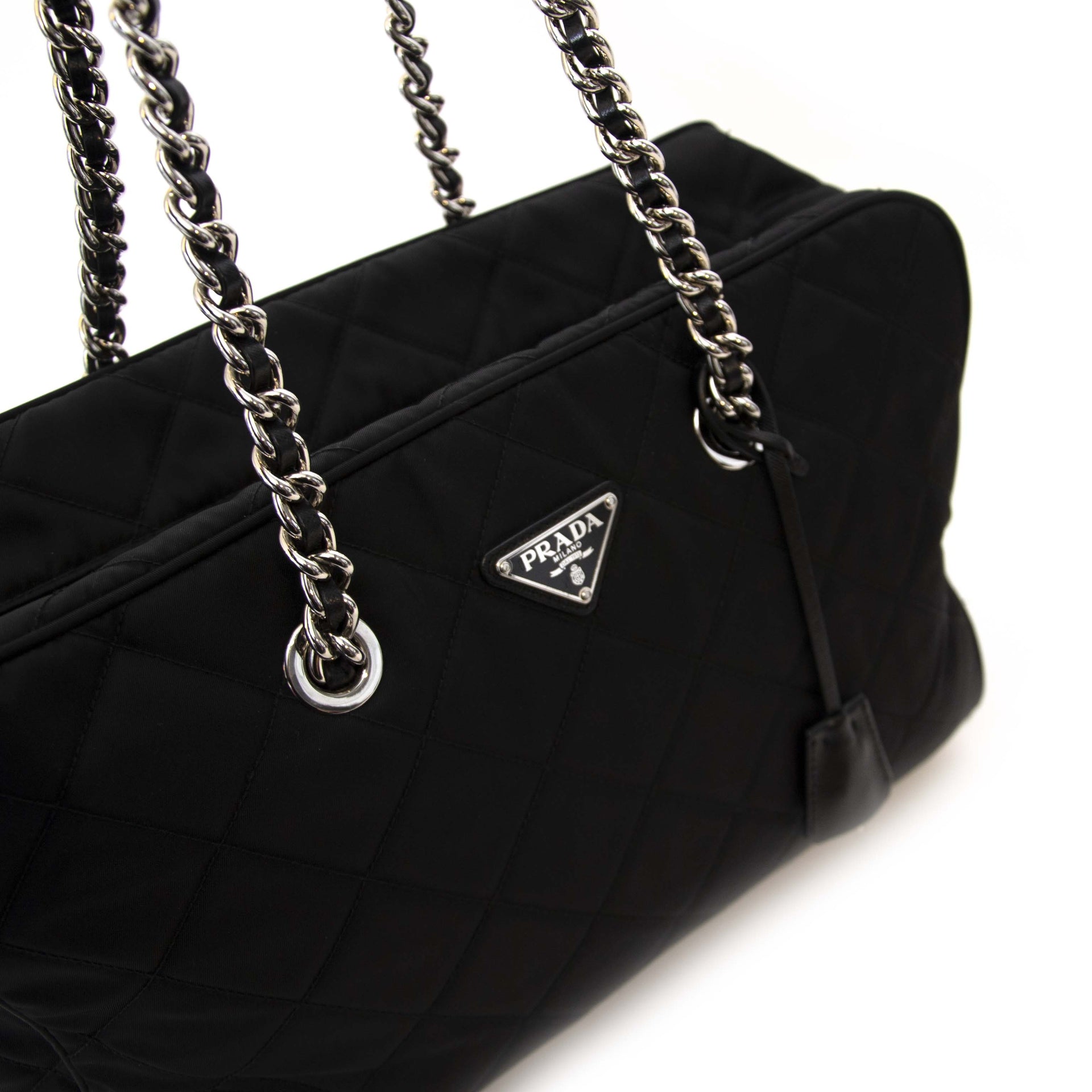 Prada Zwarte Nylon Matelassé Schoudertas