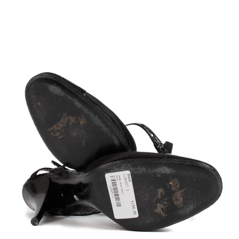 shop authentic second hand Chanel Black Slingback Heels - Size 39 1/2 on Labellov.com