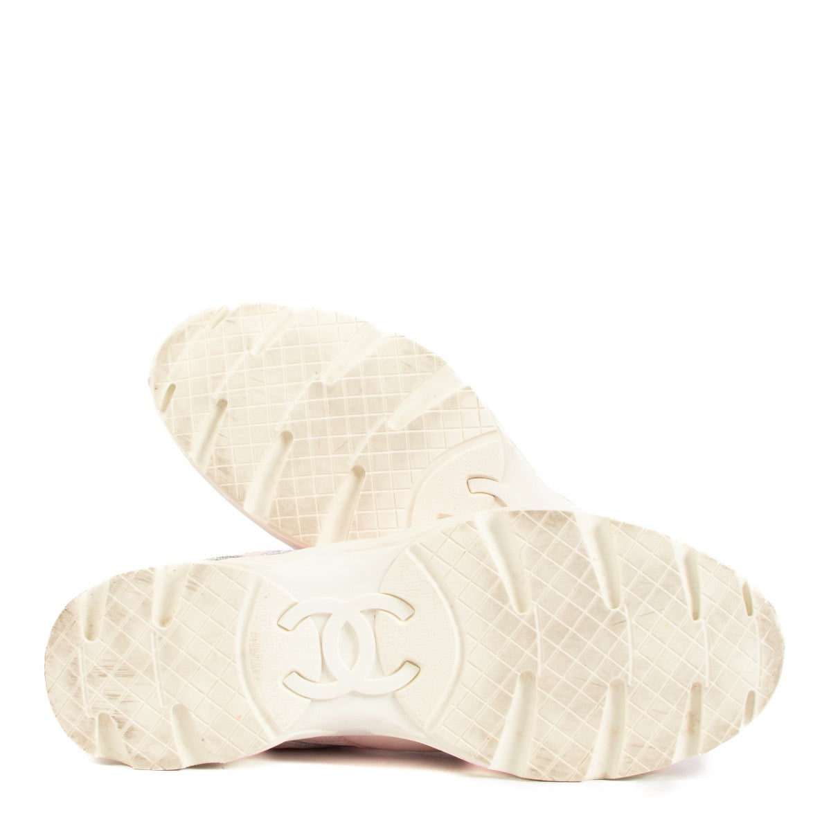 shop authentic second hand Chanel Spring 2017 Pink Sneakers - Size 40 on Labellov.com