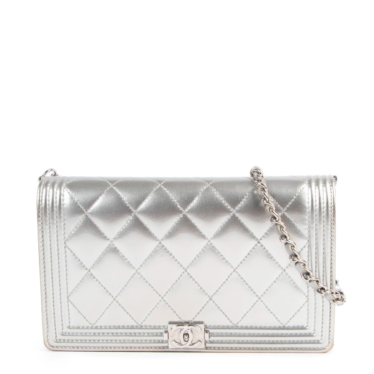 Buy an authentic second hand Chanel Silver Patent Leather Boy Wallet On Chain Shoulder Bag/ Clutch in very good condition at Labellov.