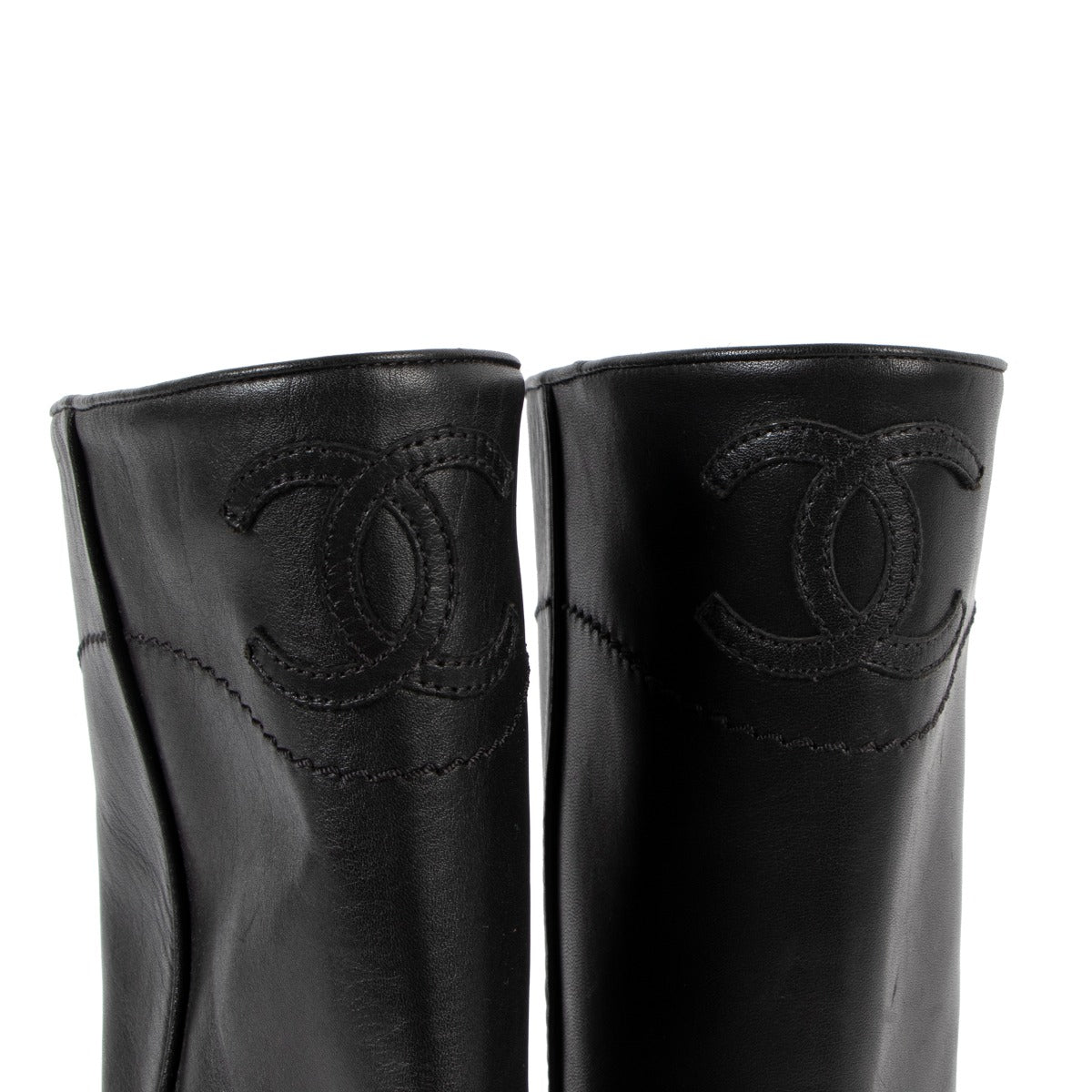 Shop now for your pre-loved, 100% authentic Chanel boots, at Labellov.