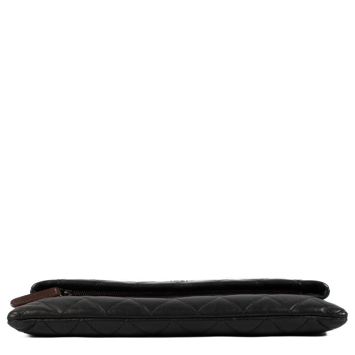 Shop 100% authentic secondhand Chanel Black CC Flap Clutch on Labellov.com