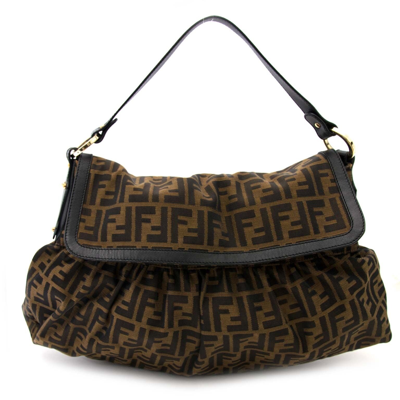 koop en verkoop Fendi tassen bij labellov