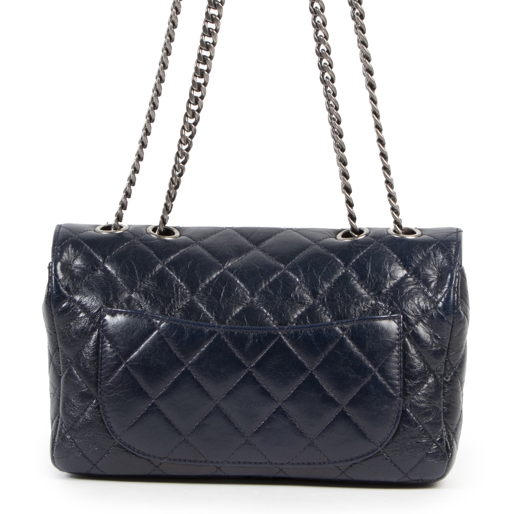 acheter en linge seconde main Chanel Dark Blue Small Crinkled Calfskin Flap Bag