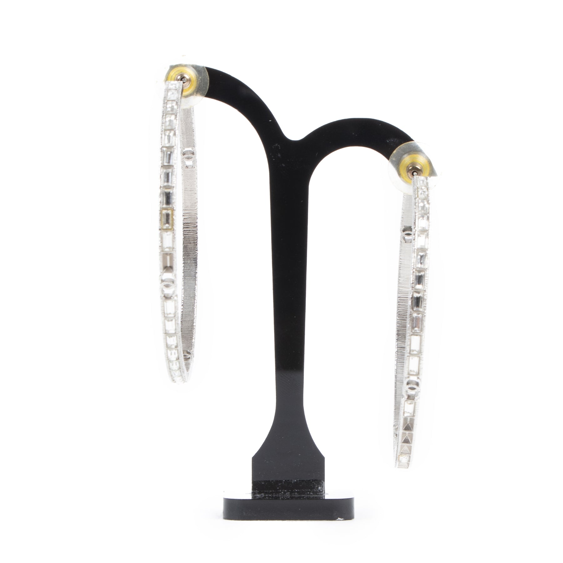 We buy and sell your authenttic designer Chanel Hoop Double CC Logo