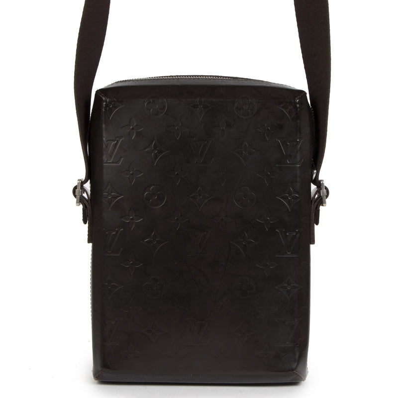 koop online you Louis Vuitton Monogram Glace Bobby Messenger Bag