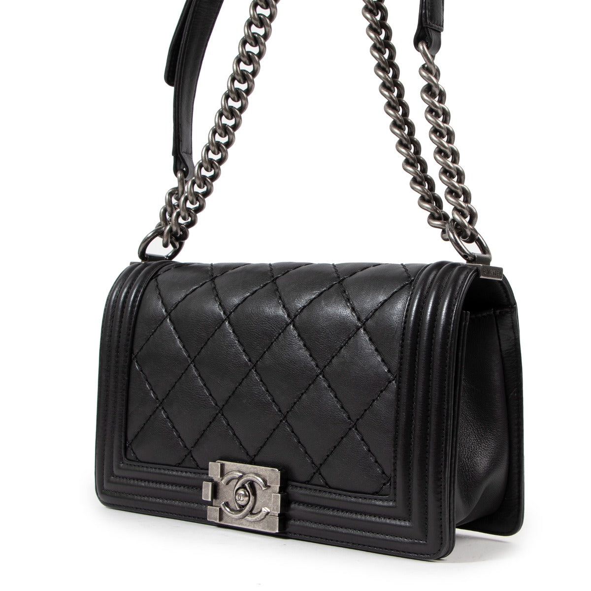 Shop authentic second hand luxury chanel boy bag brussels chanel bag antwerp chanel knokke on Labellov.com