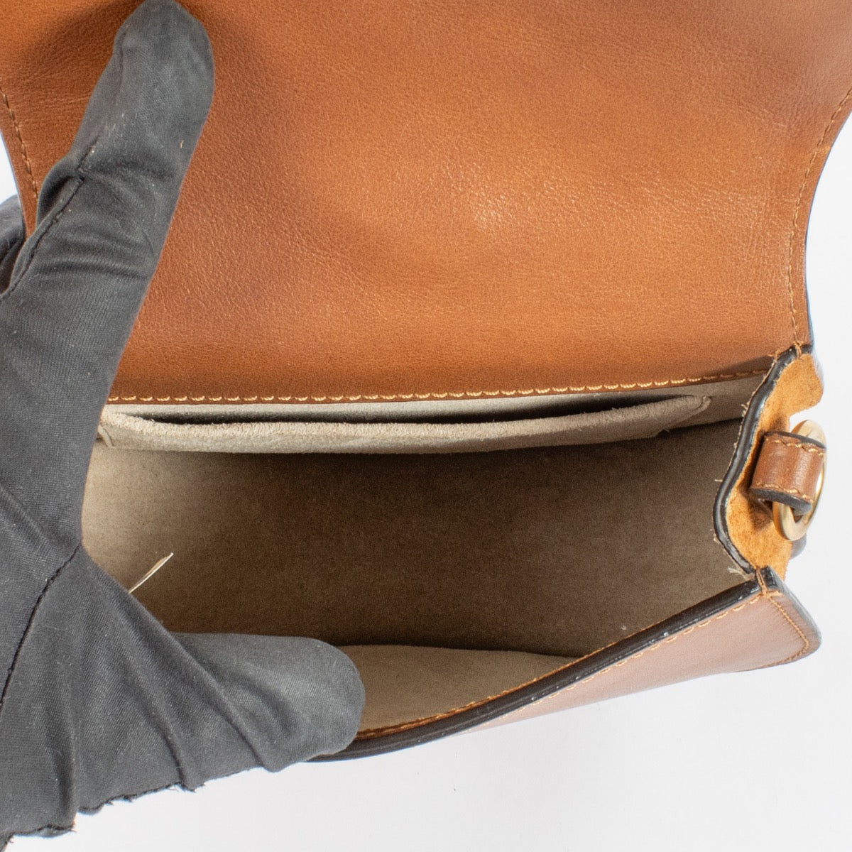 Shop 100% authentic second hand Chloé Tan Small Nile Bag on Labellov.com