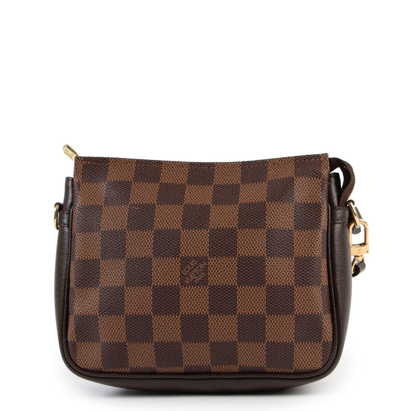 Louis Vuitton Damier Canvas Trousse Pochette Buy this gorgeous 100% authentic piece here safely!