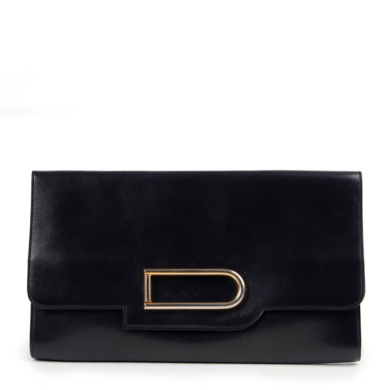 Shop safe online authentic second hand Delvaux Blue Leather D Clutch in good preloved condition at the right price at Labellov in Antwerp.