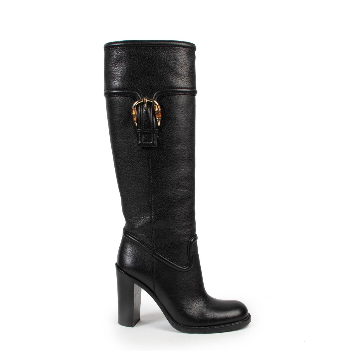 Black leather Gucci boots until the knee in beautiful quality on Labellov site
