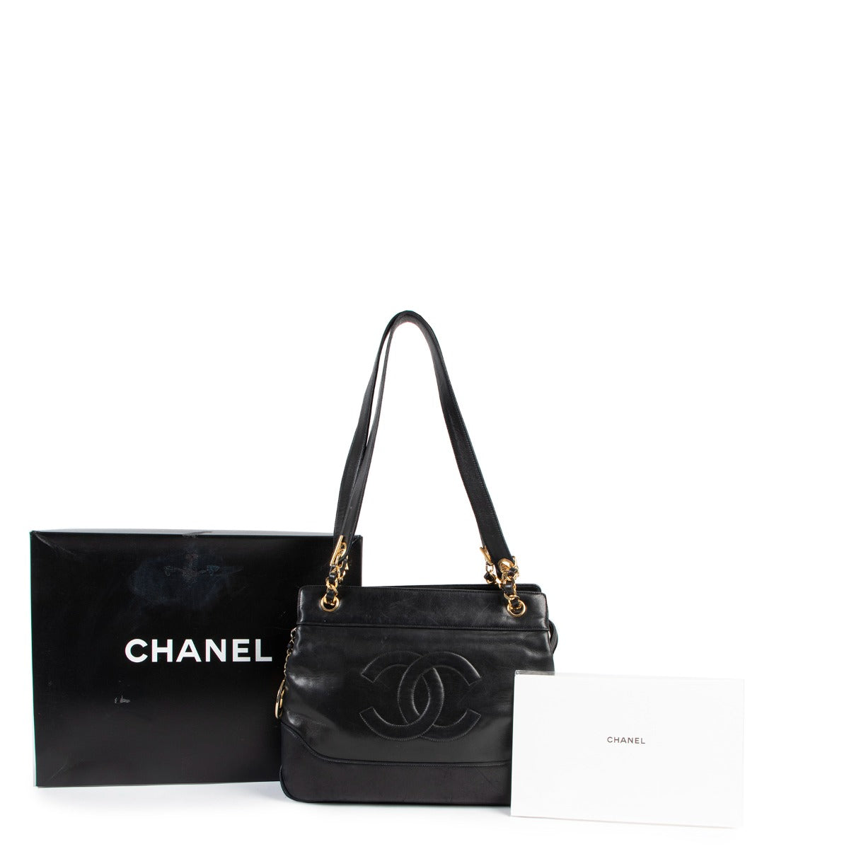 Shop second hand designer Chanel Black CC Lambskin Vintage Shoulder Bag at Labellov.com