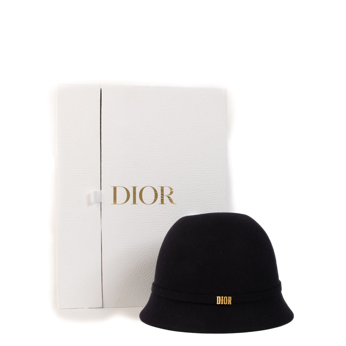 Shop 100% authentic second-hand Christian Dior Blue D-Tuplipe Cloche Hat in size 56 on Labellov.com