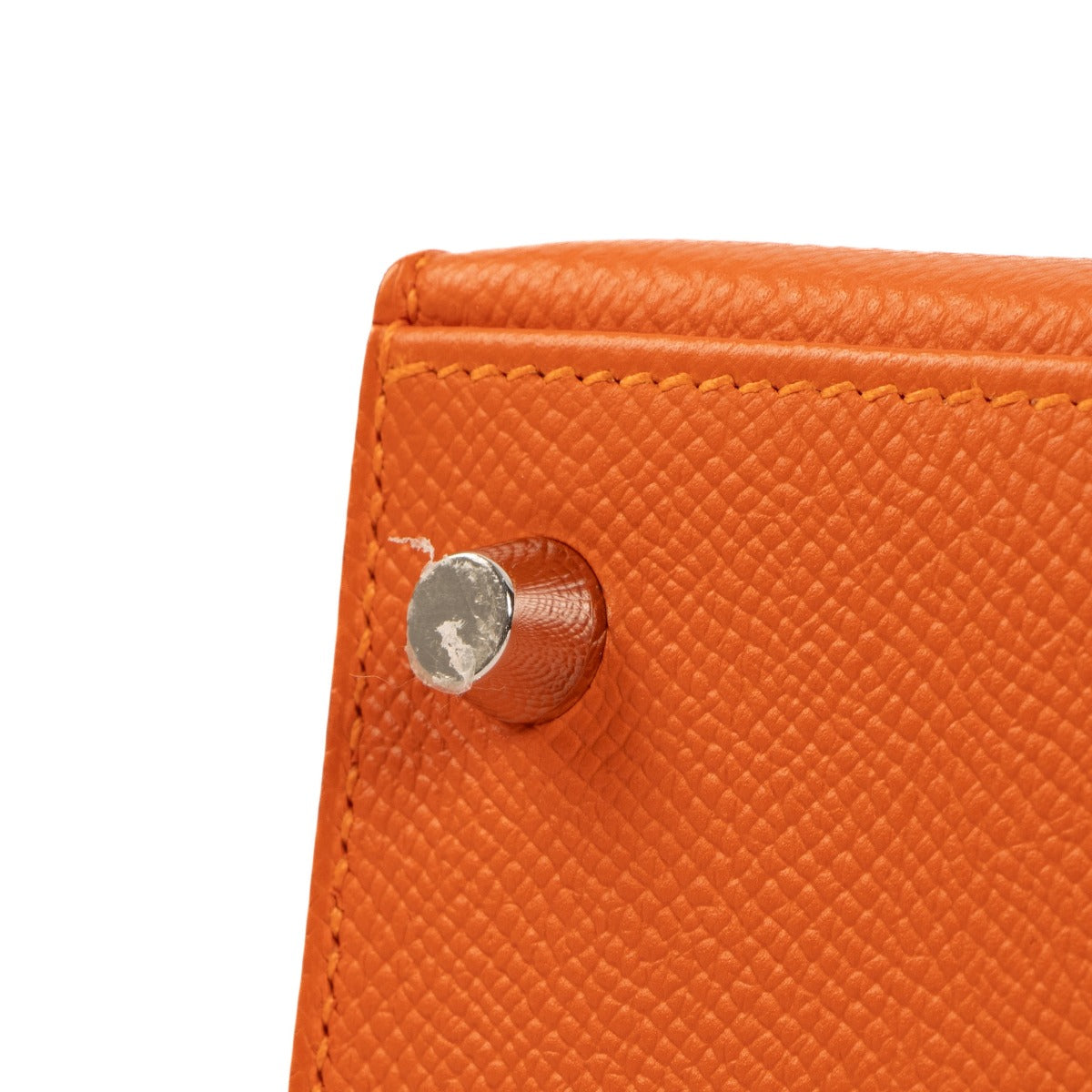 Buy pre-owned Orange Hermes Kelly 25 on www.labellov.com
