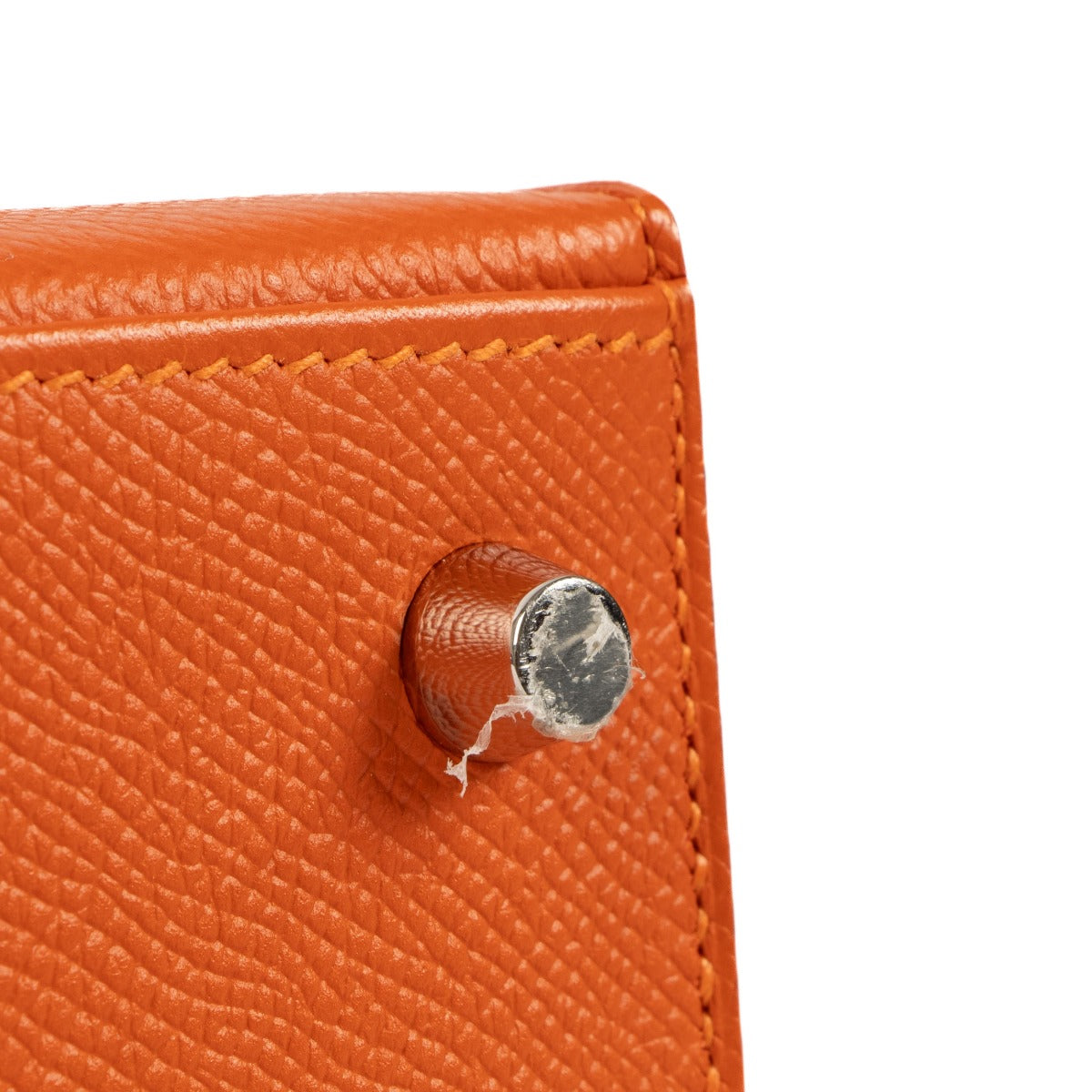 Buy pre-owned Orange Hermes Kelly 25 on www.labellov.com