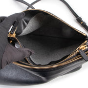 Get this Céline Black Large Trio Crossbody at Labellov online or in store at Labellov for a fair price and in very good condition.