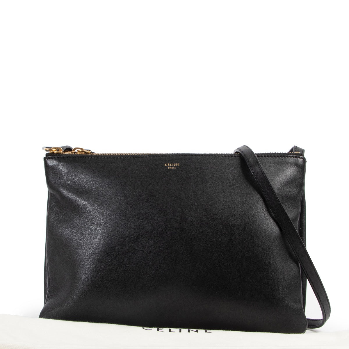 Get this Céline Black Large Trio Crossbody at Labellov online or in store at Labellov for a fair price and in very good condition.