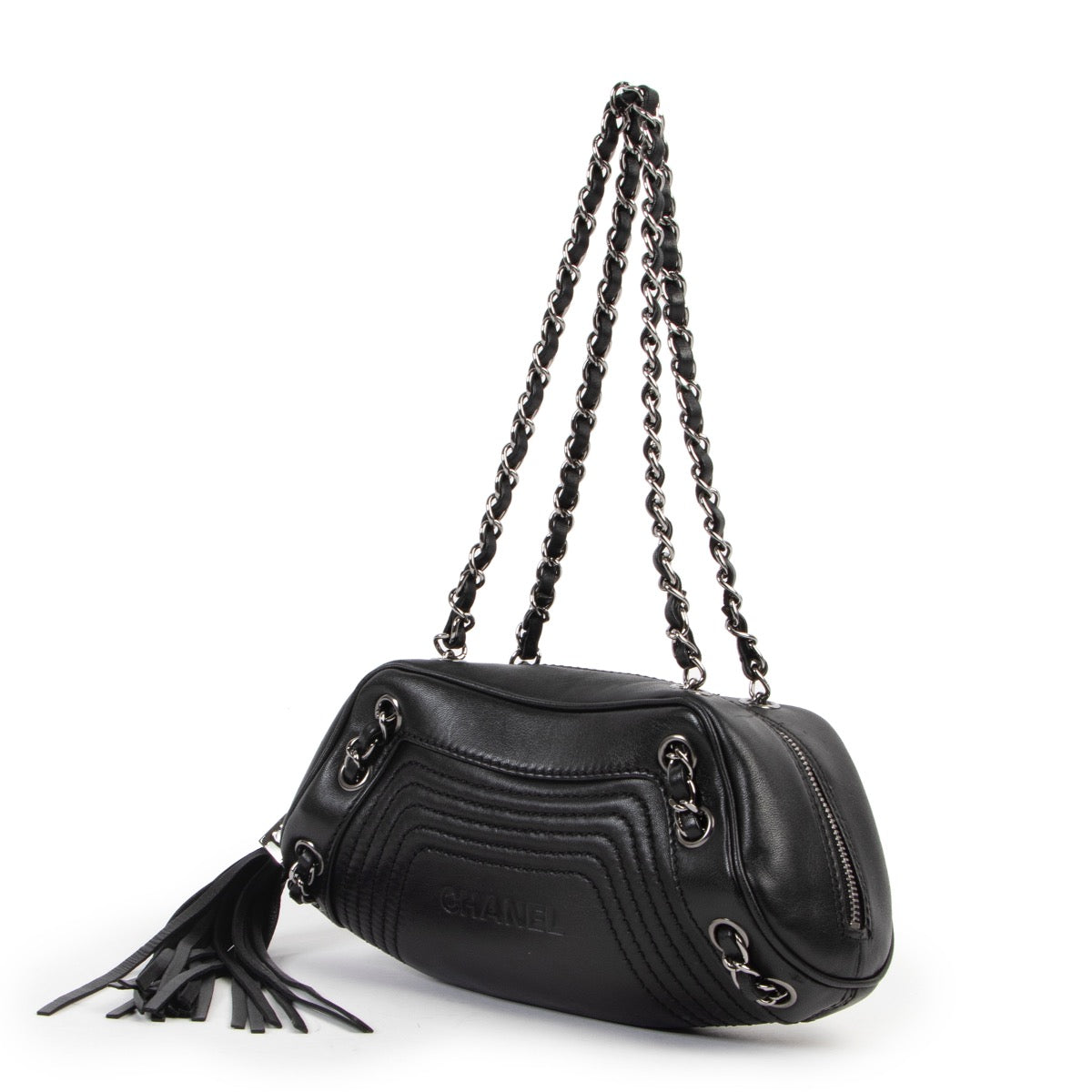 Original Chanel Black Lambskin Shoulder bag in new condition for sale on Labellov vintage site with 2nd hand designer goods and bags