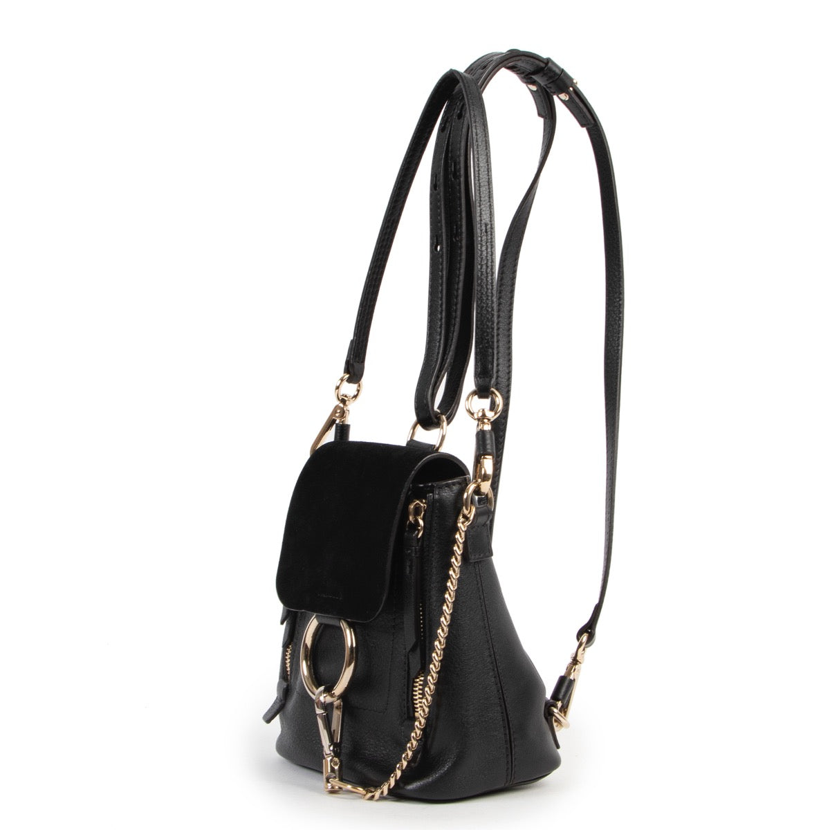 Original no fake Chloé Black Leather Backpack in good condition for sale on Labellov website with designer goods in Antwerp