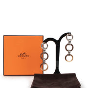 Buy authentic vintage Hermès Silver Metal Knotted Earrings in very good condition at Labellov Antwerp.