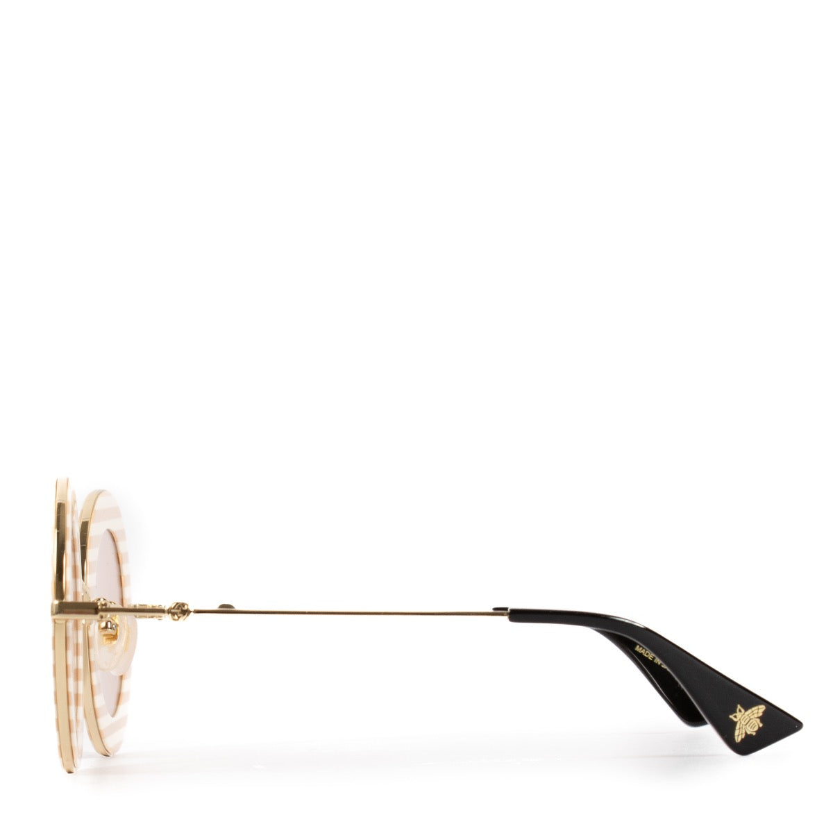 Shop safe online at Labellov in Antwerp, Brussels and Knokke these 100% authentic second hand Gucci Round Soave Amore Sunglasses