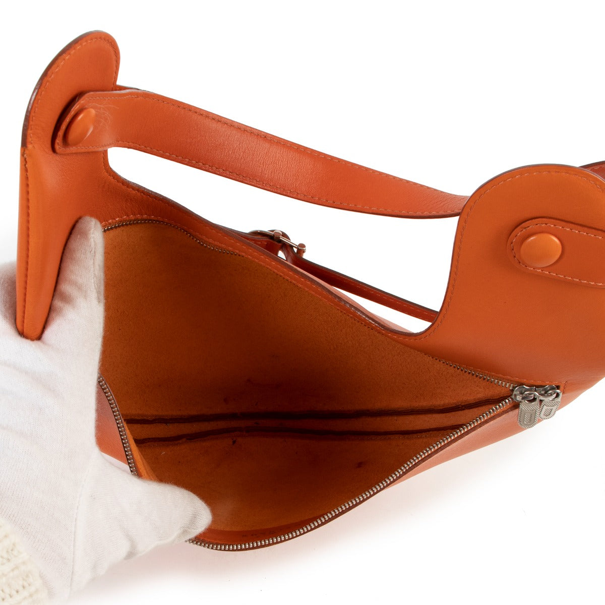 Shop authentic second hand designer vintage Delvaux Railway Orange Leather Shoulder Bag at Labellov.