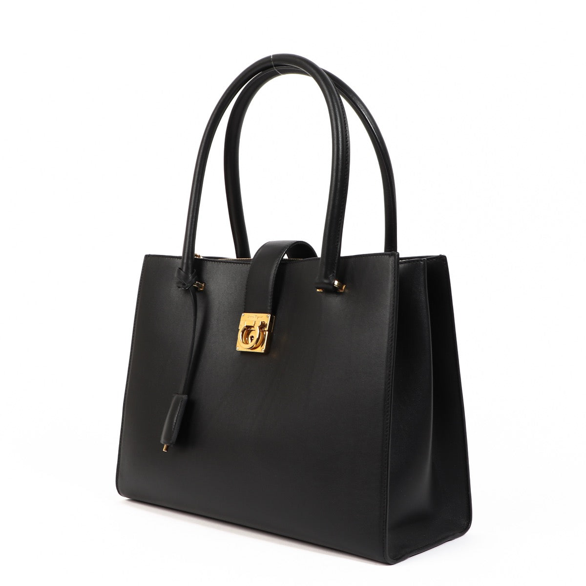 Buy an authentic second hand Salvatore Ferragamo Black Leather Marlene Shoulder Bag in very good condition at Labellov.