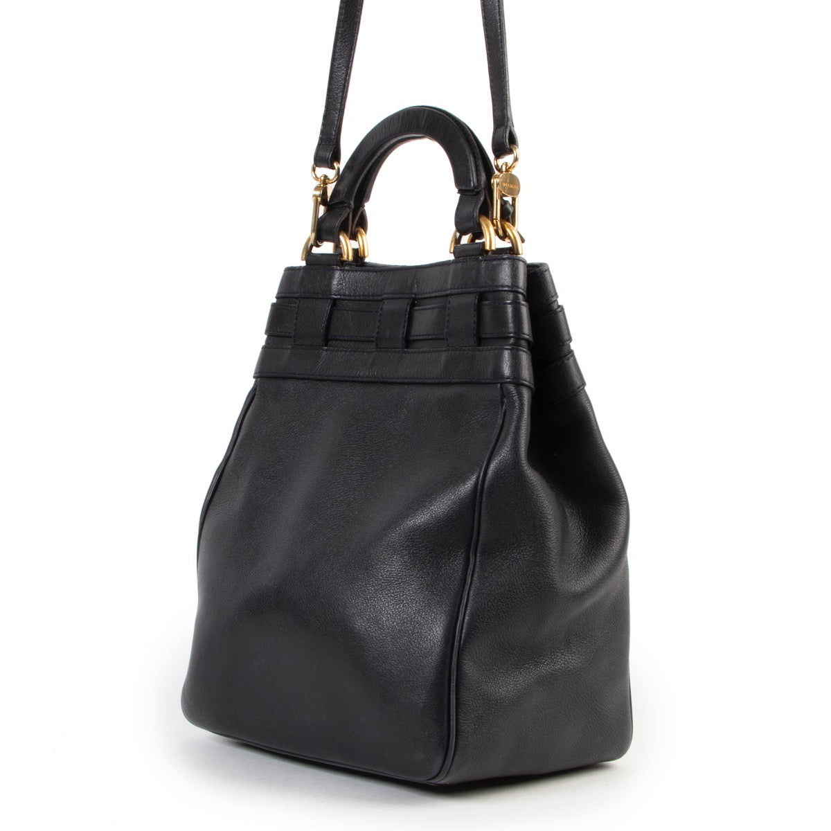 Achetez en ligne second main ce sac Delvaux bleu Roseau chez Labellov.com.