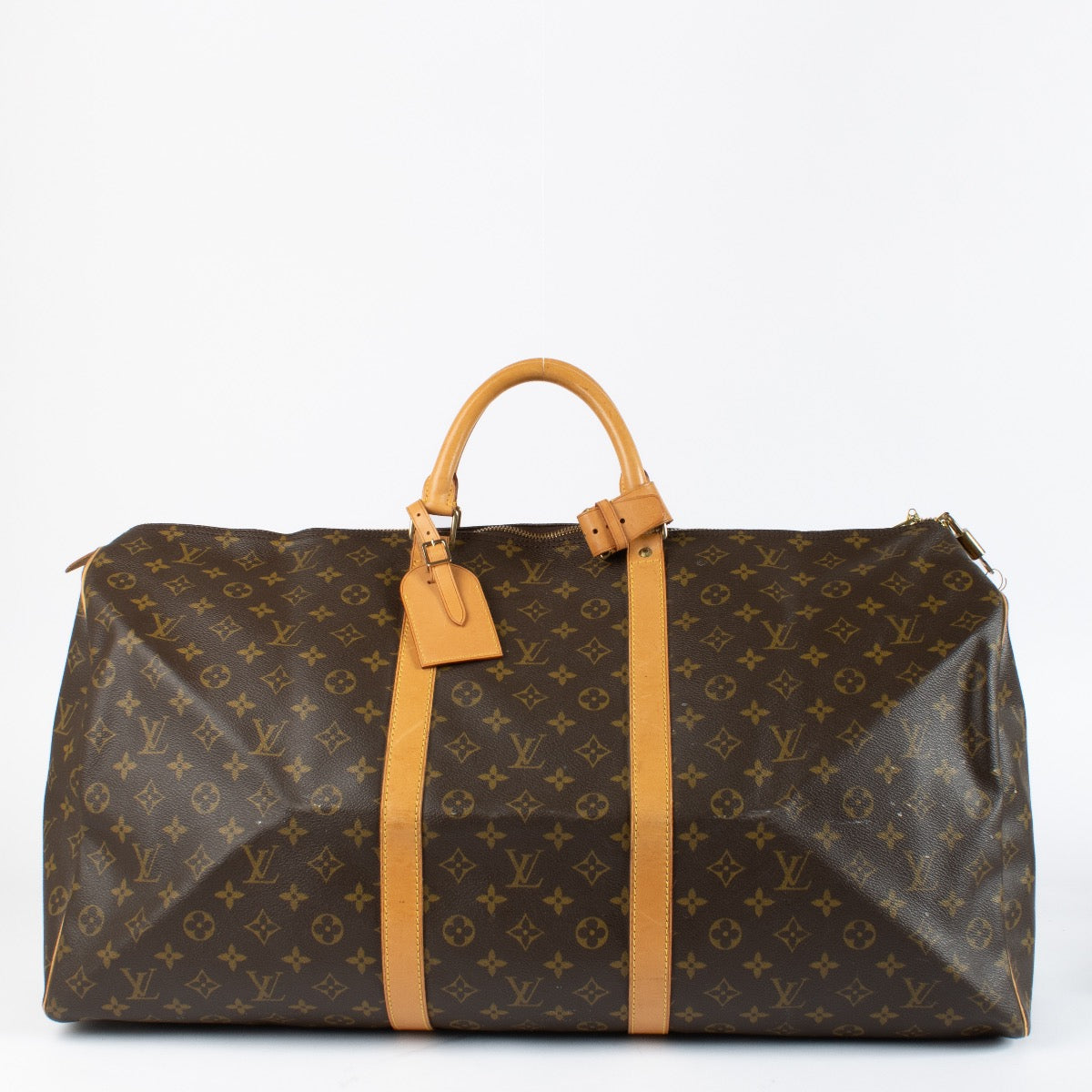 Shop safe online at Labellov in Antwerp, Brussels and Knokke this 100% authentic second hand Louis Vuitton Monogram Canvas Keepall 60 Travel Bag. Veilig online tweedehands authentieke Louis Vuitton Monogram Canvas Keepall 60 reistas kopen bij Labellov.
