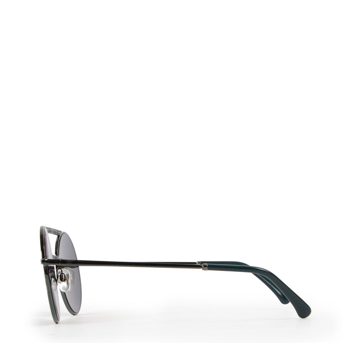 Chanel 4232 Autumn/Winter 2017 Black Round Sunglasses