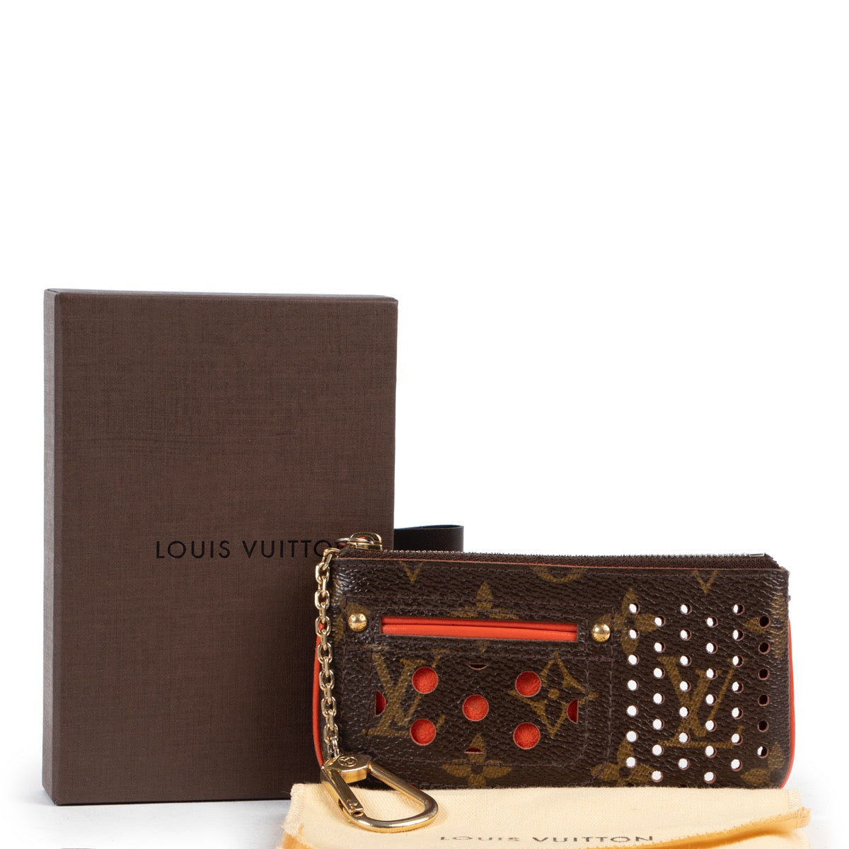 Safely purchase a used one Louis Vuitton Monogram Perforated Pouch. Buy online in a reliable way a Louis Vuitton Monogram Perforated Pouch. Buy in a safe site and easy way a Louis Vuitton Monogram Perforated Pouch