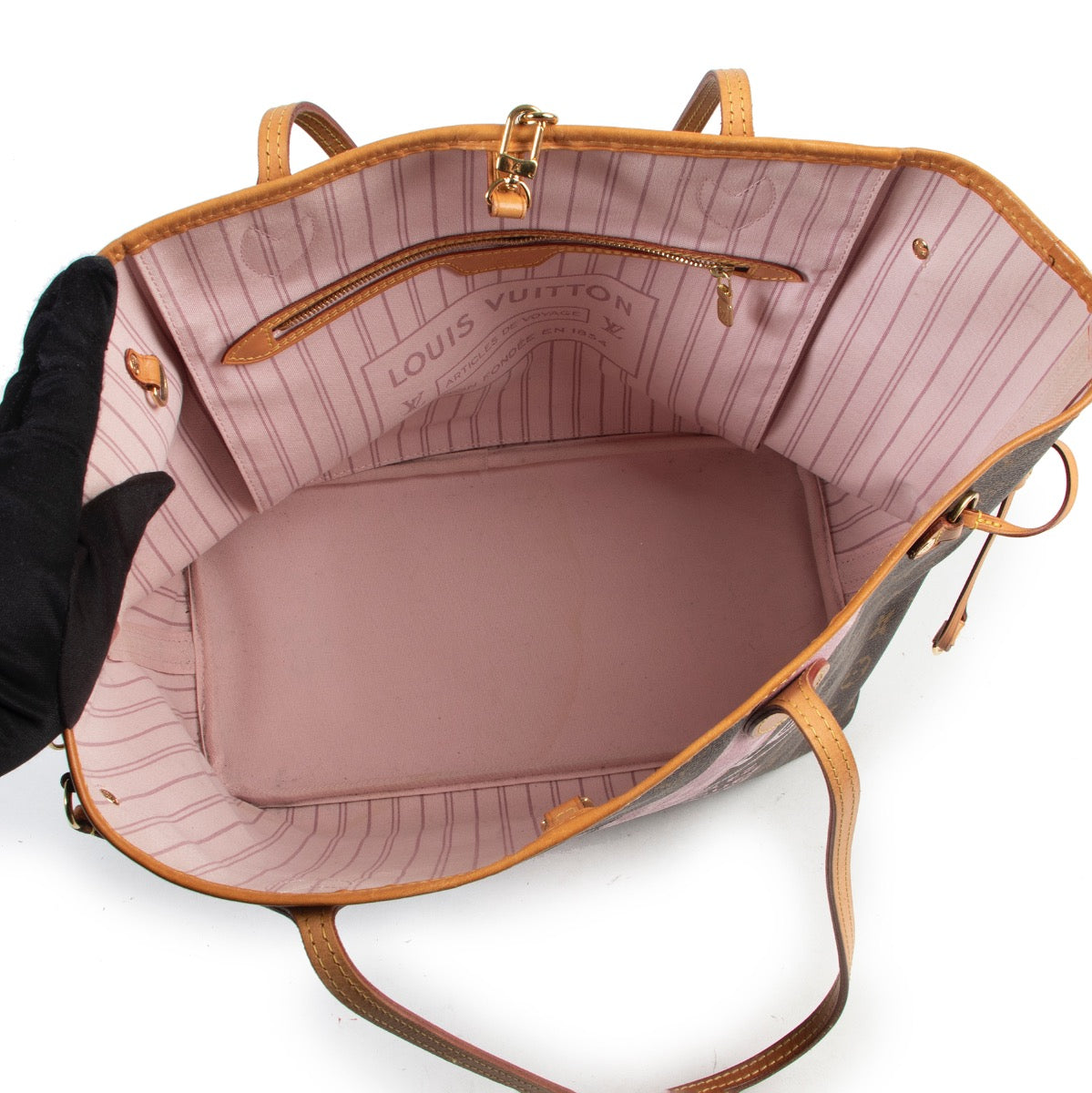 Shop safe online an authentic Louis Vuitton Monogram Limited Edition 'Knokke' Neverfull Bag at the right price at labellov.Com.