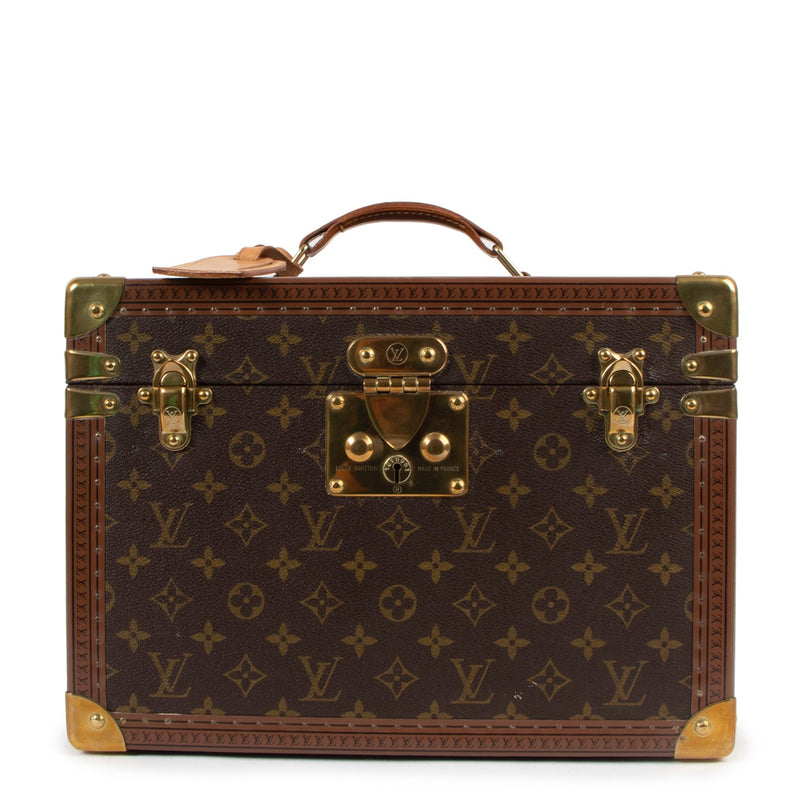 Shop now for your pre-loved, 100% authentic Louis Vuitton Monogram Boite Flacons Trunk at Labellov.