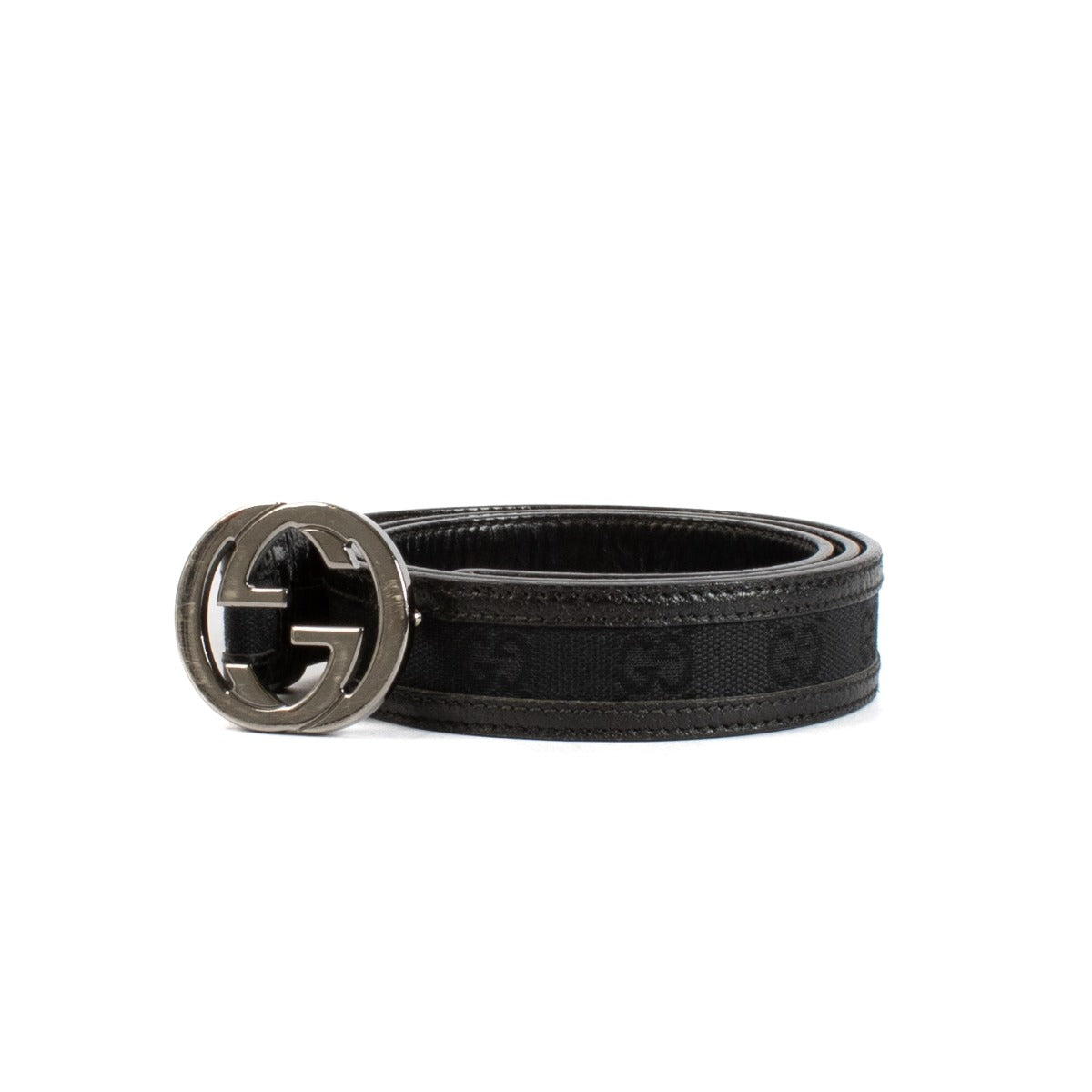 Shop safe online at Labellov in Antwerp and Knokke this 100% authentic second hand Gucci Black GG Canvas Belt - Size 85