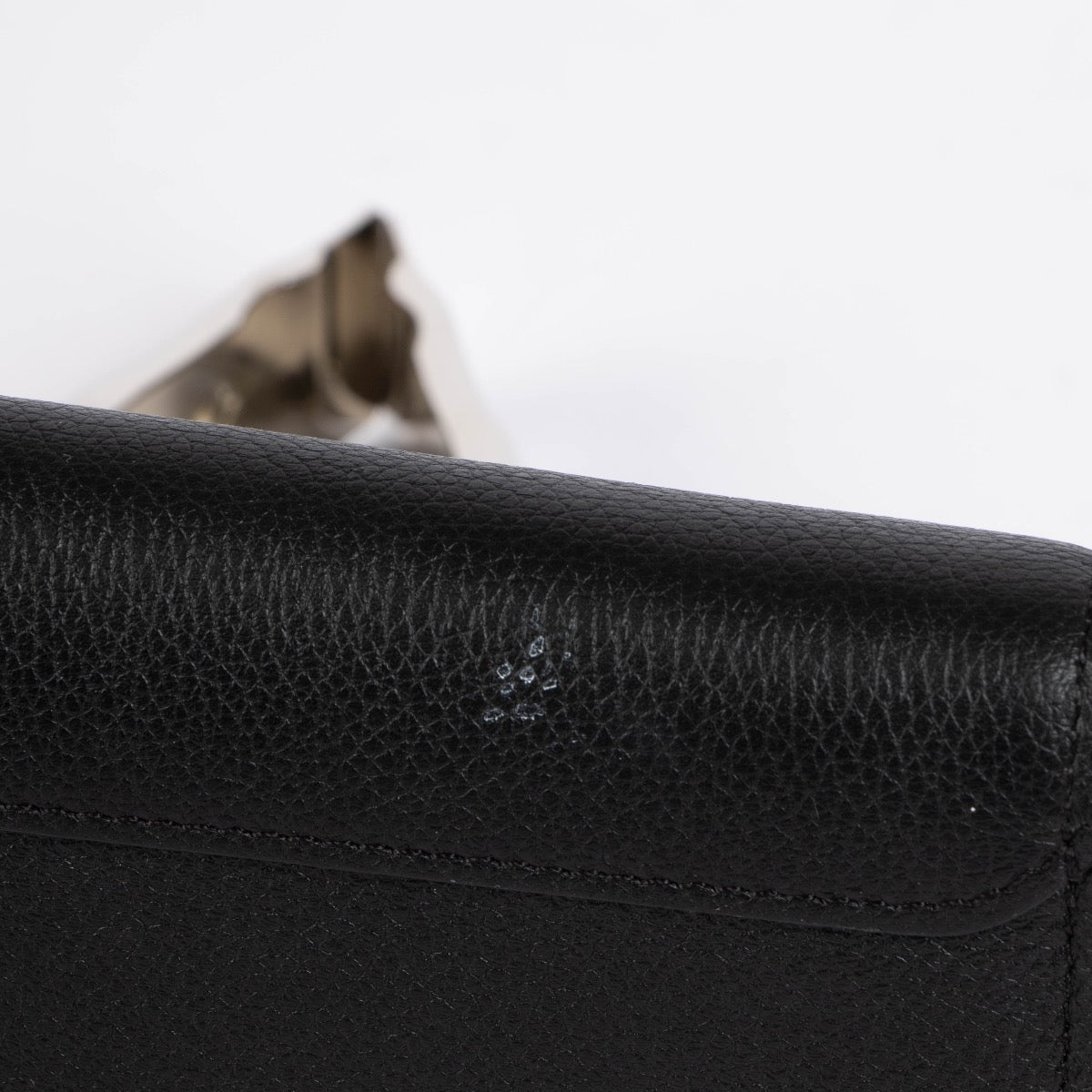 Authentic pre-loved Louis Vuitton Black Leather My Lock Long Wallet on Labellov.com