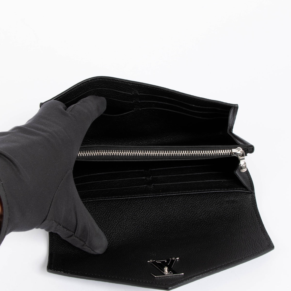 Authentic pre-loved Louis Vuitton Black Leather My Lock Long Wallet on Labellov.com