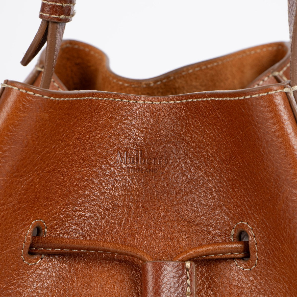 Shop this 100% authentic Mulberry Oak Legacy Nut Millie Tote Bag at Labellov.com