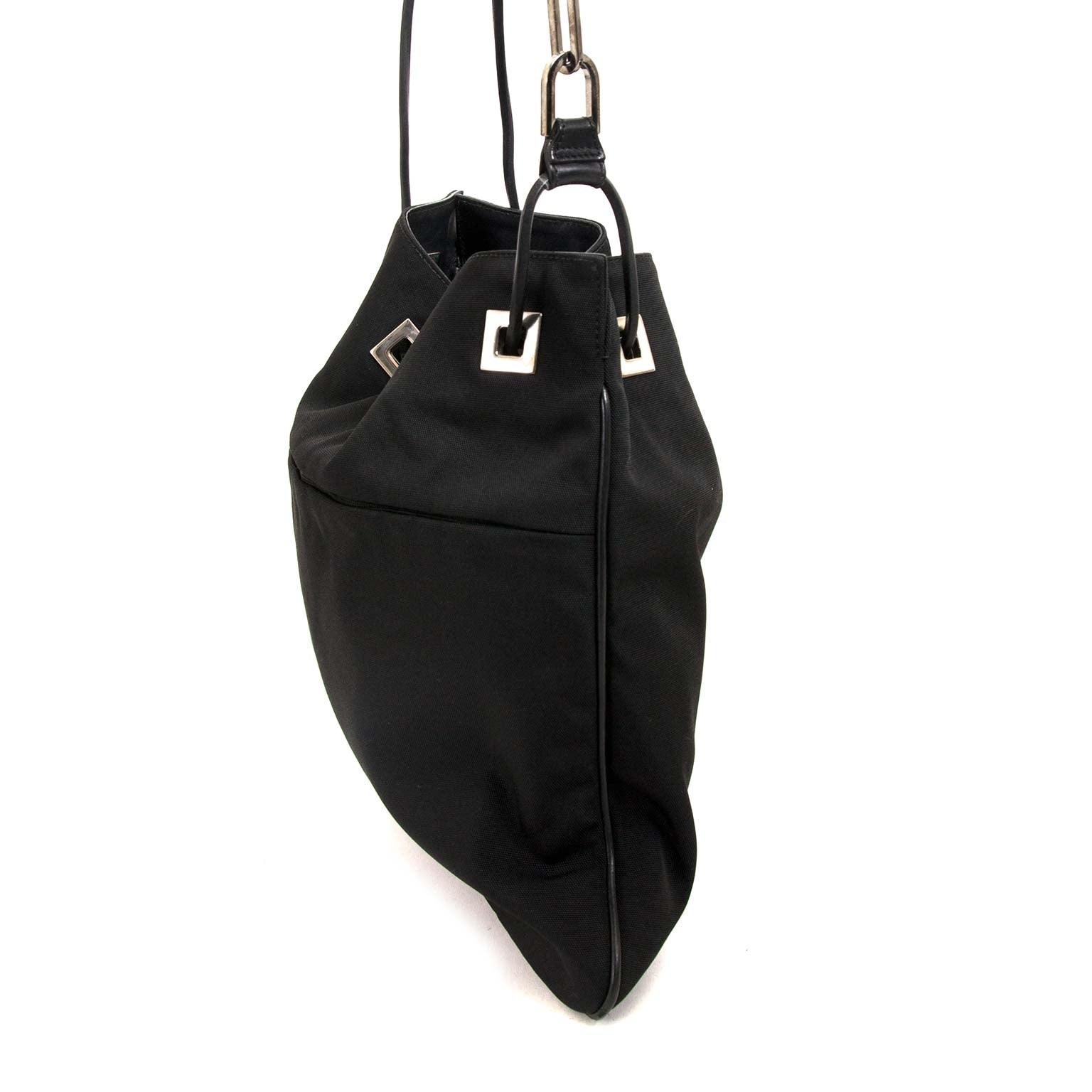 gucci black fabric metal chain shopper now for sale at labellov vintage fashion webshop belgium