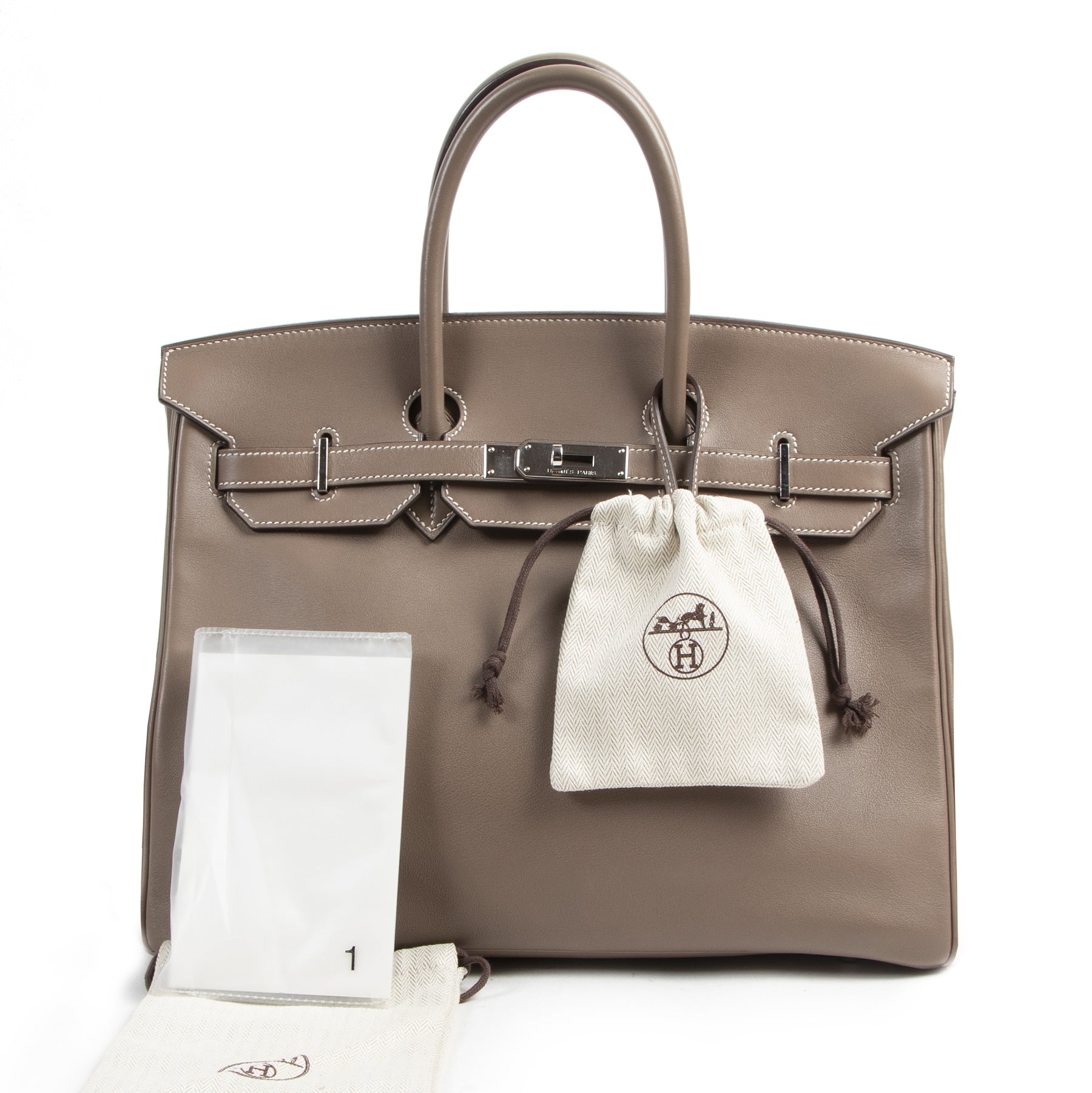Buy your authentic designer bags for the best price online at Labellov secondhand luxury