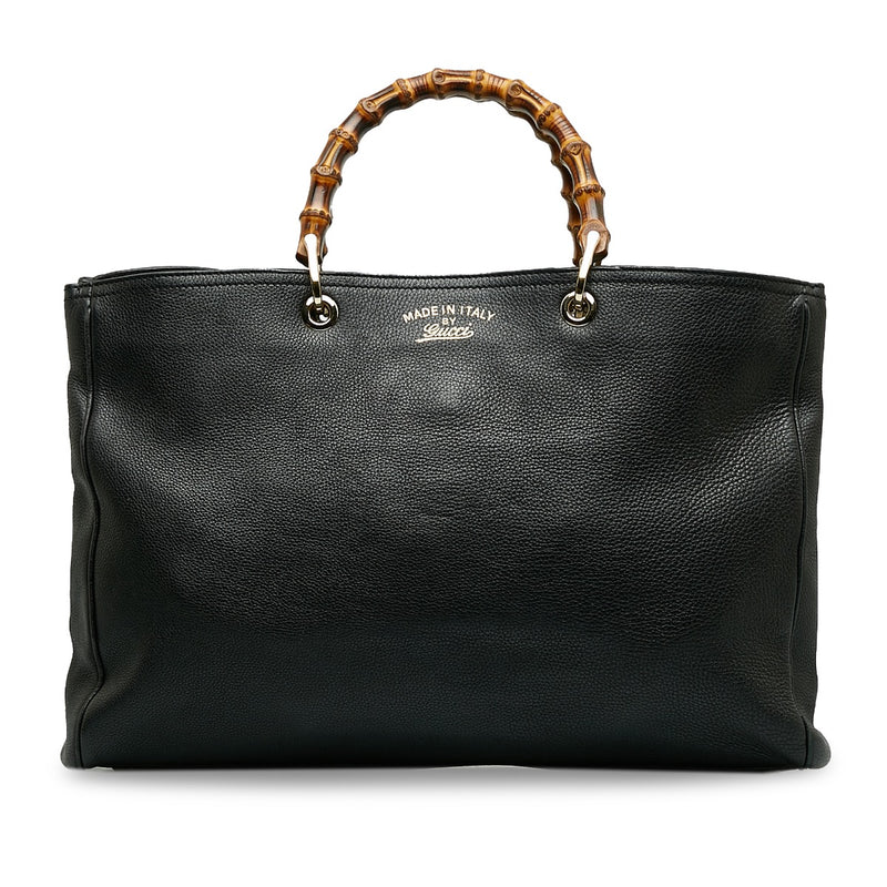Shop safe online at Labellov in Antwerp, Brussels and Knokke this 100% authentic second hand Gucci Black Large Bamboo Top Handle Bag